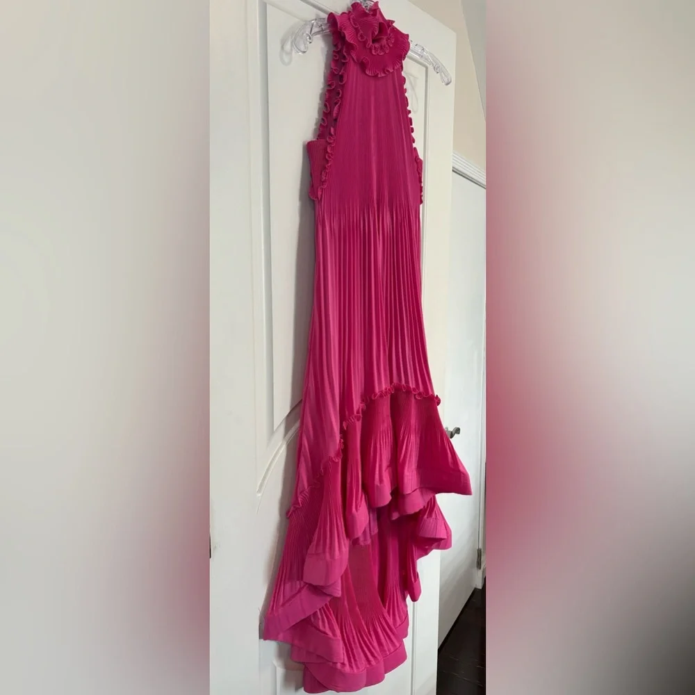 UNGARO Ruffle Dress - Picture 2 of 8